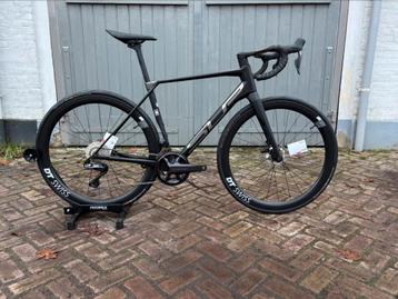 SUPERIOR X-ROAD R CARBON MT: 54/58 ULTEGRA DI2 ROAD/ GRAVEL  beschikbaar voor biedingen