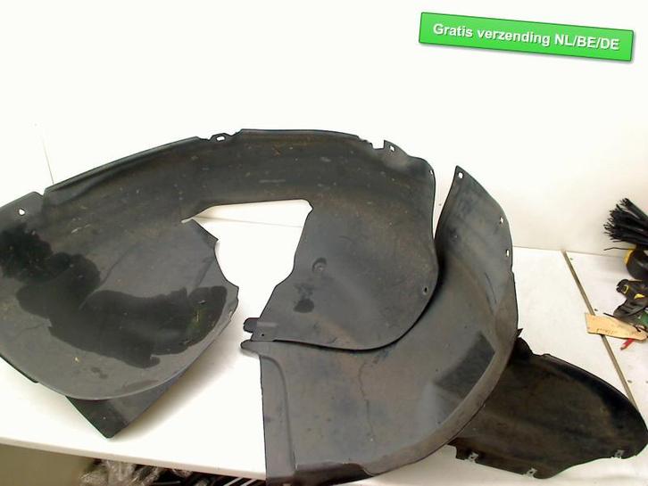 PARE BOUE AVANT DROIT golf 6 Volkswagen Golf VI (5K1), Autos : Pièces & Accessoires, Carrosserie & Tôlerie, Garde-boue, Volkswagen