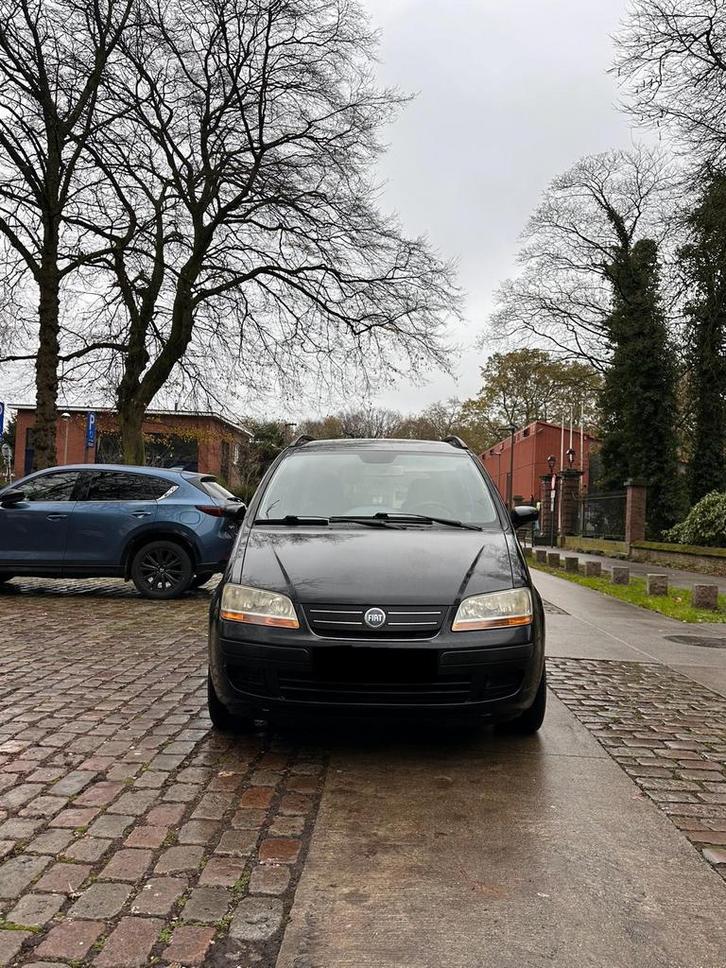 Fiat IDEA 1.4i benzine, Auto's, Fiat, Particulier, Idea, ABS, Airbags, Airconditioning, Alarm, Bluetooth, Centrale vergrendeling