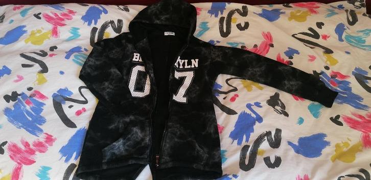 Pull hiver noir Lida Fashion 14 ans, cm 164, Enfants & Bébés, Vêtements enfant | Taille 164, Utilisé, Garçon, Pull ou Veste, Enlèvement ou Envoi