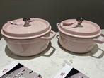 NIEUW: Staub La Cocotte 24 cm 3,7 liter Sorbet Roze in doos, Huis en Inrichting, Keuken | Potten en Pannen, Gietijzer, Nieuw, Ophalen of Verzenden