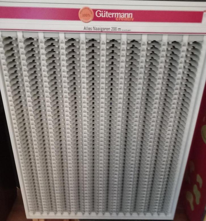 naaigaren kast met of zonder garen, Hobby en Vrije tijd, Naaien en Fournituren, Nieuw, Garen of Naald(en), Ophalen