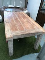 Table en bois massif exotique cérusé, Gebruikt