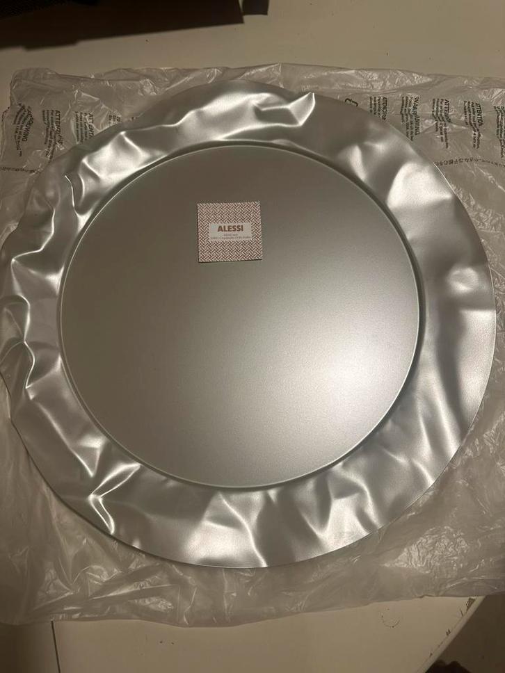 Alessi schotel ( tray)  pale gold, Huis en Inrichting, Woonaccessoires | Dienbladen, Nieuw, Ophalen