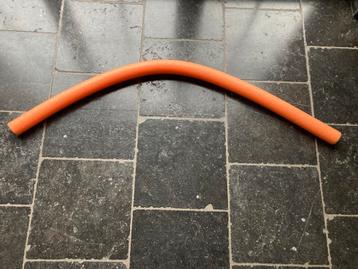 Zwem noodle, zwemhulp, buis, 155cm x 6cm, amper gebruikt beschikbaar voor biedingen