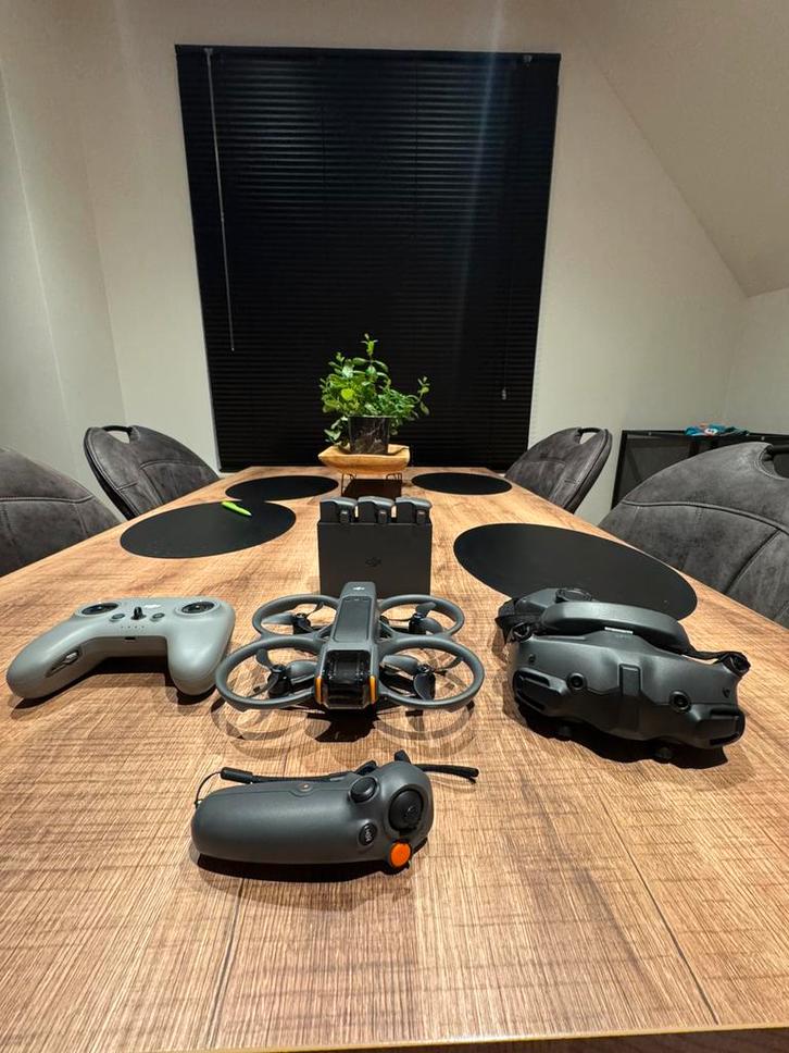 DJI Avata 2 Fly more combo pack + verzekering van drone, Audio, Tv en Foto, Drones, Nieuw, Ophalen