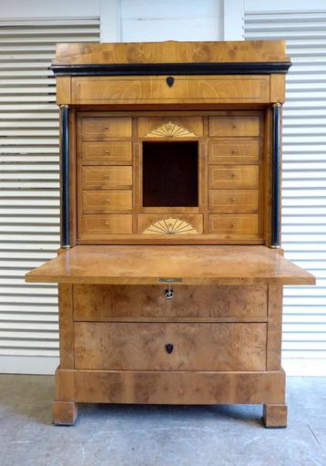 Prachtige klassieke biedermeier wortelnoten secretaire