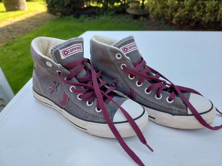 Baskets CONVERSE original. 37.5. En nubuck, modèle  rare., Kleding | Dames, Schoenen, Zo goed als nieuw, Sneakers, Grijs, Verzenden