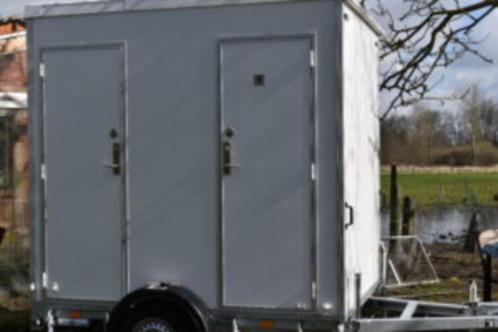 Toiletwagen huren - Kempen, Hobby en Vrije tijd, Feestartikelen | Verhuur, Zo goed als nieuw, Verzenden