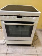 Elektrisch kooktoestel met oven, Elektronische apparatuur, Ophalen, Zo goed als nieuw, Tussenbouw, Elektrisch