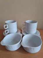 Koffieset (4) en 2 schalen - Porselein, Ophalen of Verzenden, Zo goed als nieuw, Porselein, Kop(pen) en/of Schotel(s)
