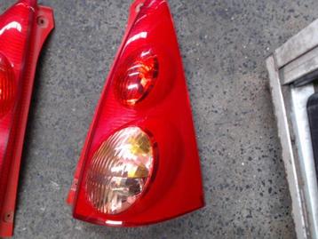 Feu arrière droit Peugeot 107 2009-2012 3P LP/14920 beschikbaar voor biedingen