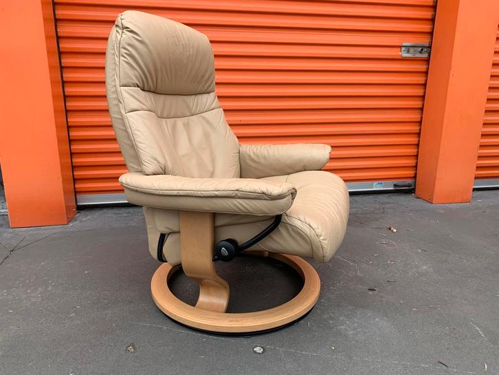 Nette Stressless Sunrise relaxfauteuil - Maat L, Huis en Inrichting, Zetels | Zetels en Chaises Longues, Leer, Ophalen of Verzenden