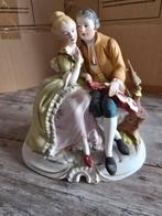 Biscuit beeldjes., Antiek en Kunst, Ophalen