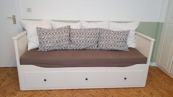 Hemnes IKEA slaapbank  beschikbaar voor biedingen