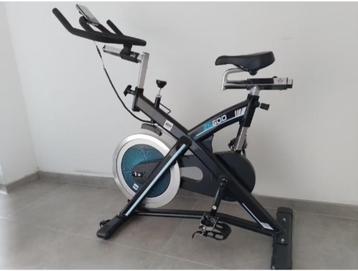 Indoor bike in nieuwstaat beschikbaar voor biedingen