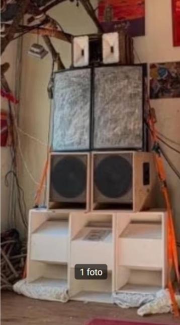 3 w-bin speakers geladen of ongeladen 15 inch speaker  beschikbaar voor biedingen