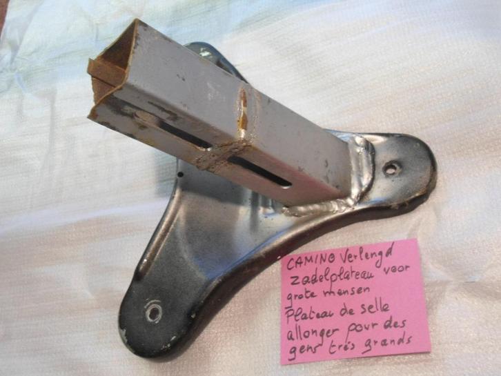 Honda camino : verlengde zadelpan, Fietsen en Brommers, Brommeronderdelen | Algemeen, Zo goed als nieuw, Zadel, Ophalen