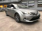 Toyota avensis 2 litres diesel break année 2012, Auto's, Toyota, Euro 5, Stof, Bedrijf, 5 deurs