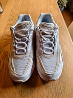 Baskets Puma taille 41, Enlèvement