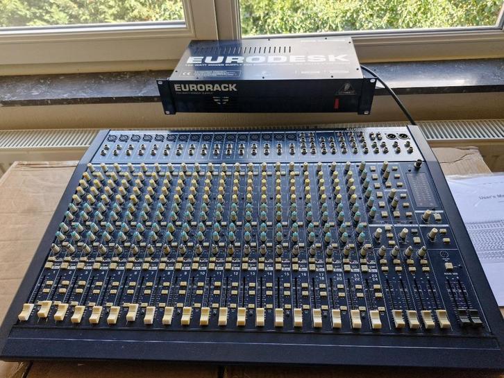 Mengpaneel Mengtafel 24 kanalen Behringer Eurodesk MX2442A, Muziek en Instrumenten, Mengpanelen, Zo goed als nieuw, 20 kanalen of meer