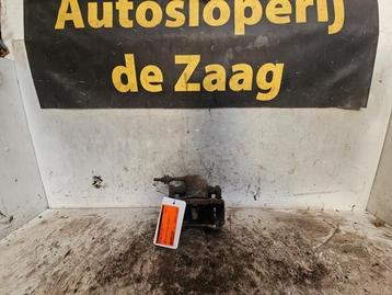 Remklauw (Tang) links-voor van een Opel Adam beschikbaar voor biedingen