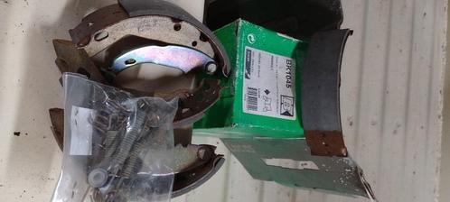 Kit freins Renault 19, Auto-onderdelen, Remmen en Aandrijving, Renault, Nieuw, Ophalen of Verzenden