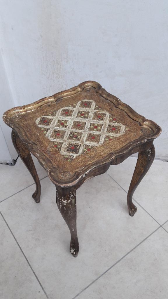 Sellette ancienne dorée et peinte en relief - Italie - bois, Antiek en Kunst, Antiek | Meubels | Tafels, Ophalen of Verzenden