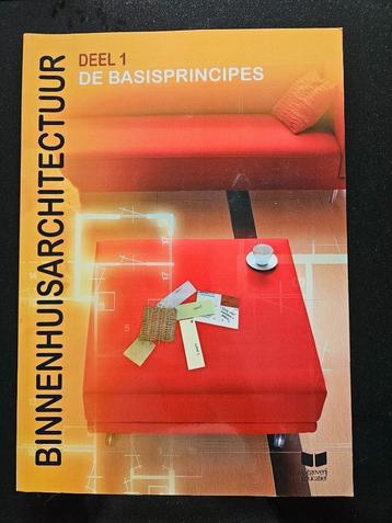 Boeken Interieurarchitectuur beschikbaar voor biedingen