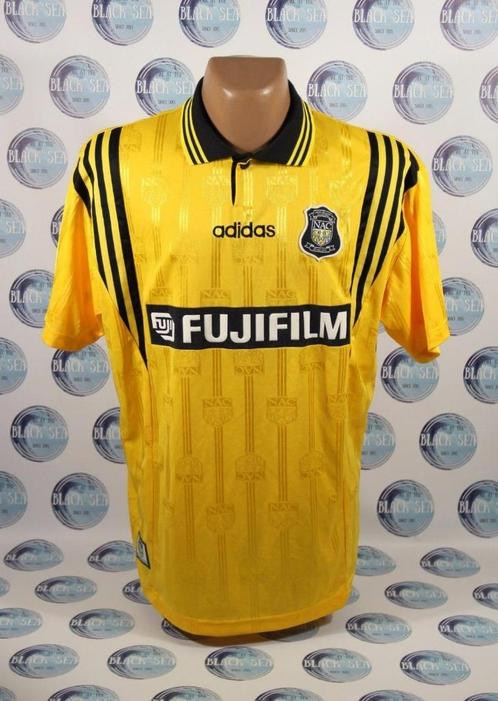 Gezocht: NAC Breda shirt 1996-1998 S, M of grote kindermaat, Verzamelen, Sportartikelen en Voetbal, Shirt, Ophalen of Verzenden