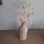 Decoratief  stenen vaasje ., Enlèvement