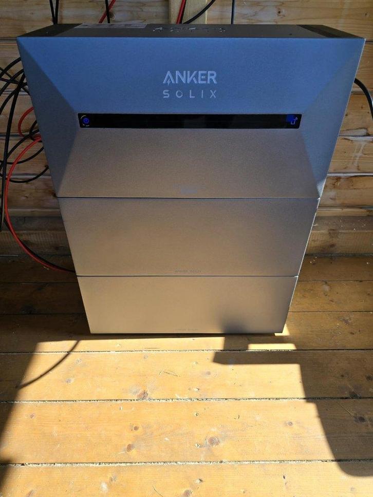 Anker Solix SOLARBANK 2 Pro, Maison & Meubles, Maison & Meubles | Autre, Comme neuf, Enlèvement