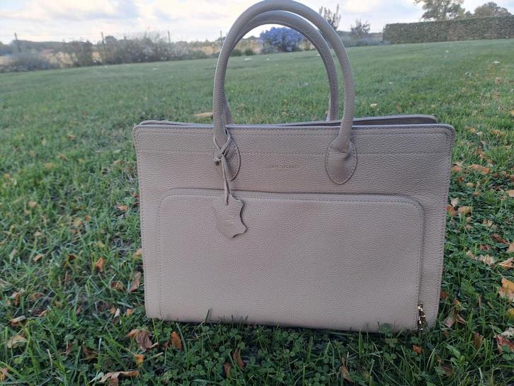 Isabel Bernard Honoré Nadine taupe leren handtas, Handtassen en Accessoires, Tassen | Damestassen, Zo goed als nieuw, Handtas