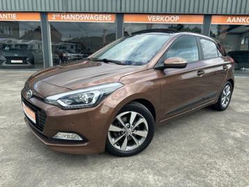 Hyundai i20, 1.0i benzine, 2017, Pano-dak, 69.223km+Garantie beschikbaar voor biedingen