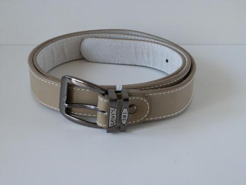 Levi's riem. Unisex. Levis., Kleding | Dames, Riemen en Ceinturen, Zo goed als nieuw, 100 cm of meer, 3 tot 5 cm, Overige kleuren