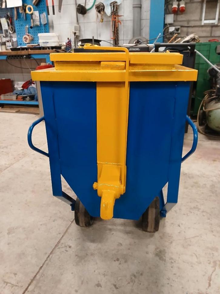 Grun Bitumen Ketel € 750 excl. btw, Doe-het-zelf en Bouw, Dakpannen en Dakbedekking, Zo goed als nieuw, Overige typen, Metaal