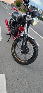 Mash 50cc start en rijd met 4.323km met ale papir €1.170, Fietsen en Brommers, Brommers | Derbi, Ophalen of Verzenden, Zo goed als nieuw