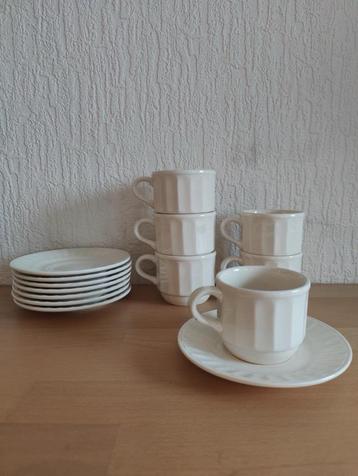 Koffietassen beschikbaar voor biedingen