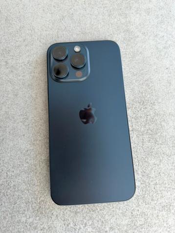 iPhone 15 Pro Max 256GB – topstaat met hoesje & bescherming beschikbaar voor biedingen