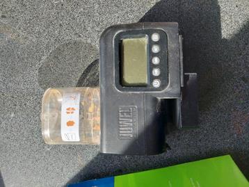 Juwel smartfeeder beschikbaar voor biedingen