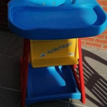 chaise haute bébé beschikbaar voor biedingen