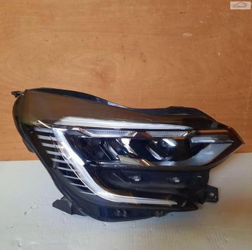 Koplamp rechts LED Renault Captur II 2020-2023 260104525R beschikbaar voor biedingen