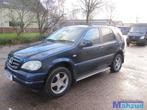 MERCEDES ML W163 GRIJS BLAUW INTERIEUR LEER LEDER, Auto-onderdelen, Gebruikt, Mercedes-Benz
