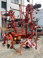 2 x Kuhn GF hooischudder, Ophalen
