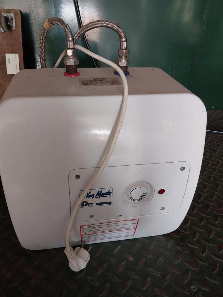 Van Marcke Boiler 10L - Gebruikt, Doe-het-zelf en Bouw, Chauffageketels en Boilers, Gebruikt, Boiler, Ophalen