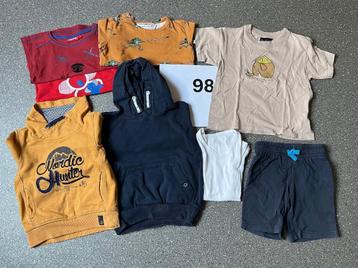 Pakketje jongenskleren maat 98 (8 stuks) beschikbaar voor biedingen