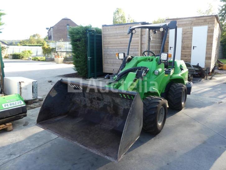 Voorlader 745, Zakelijke goederen, Machines en Bouw | Kranen en Graafmachines, Wiellader of Shovel