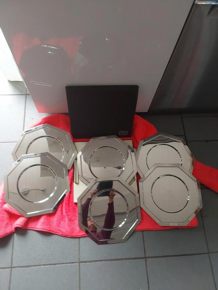 TE KOOP NIEUW ZILVERWERK MET 6 SCHALEN VAN JEAN COUZON NAVAR, Huis en Inrichting, Woonaccessoires | Onderzetters, Bord, Ophalen