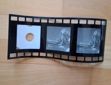 Cadre 3 Photos beschikbaar voor biedingen