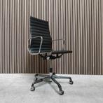 Vitra Eames EA 119 Bureaustoel in Nero Premium Leder, Antiek en Kunst, Ophalen of Verzenden